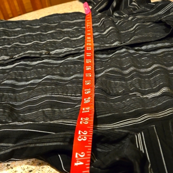 East 5th Long Sleeve Fancy Striped Button Down Shirt Womens size 2X - Picture 8 of 12